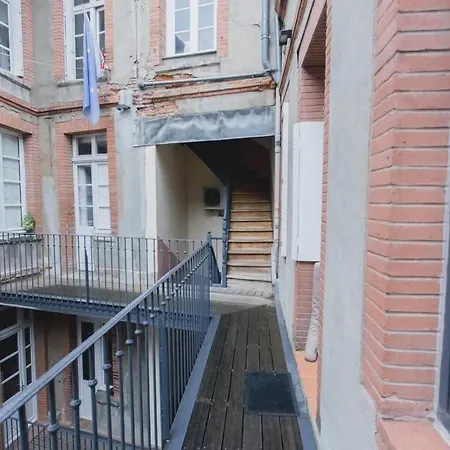 Typical Duplex Flat Capitole *