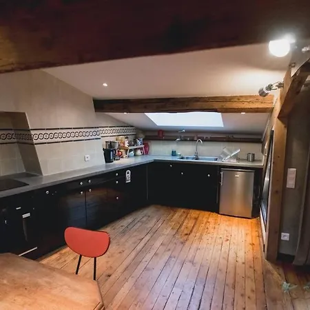 Typical Duplex Flat Capitole Διαμέρισμα *